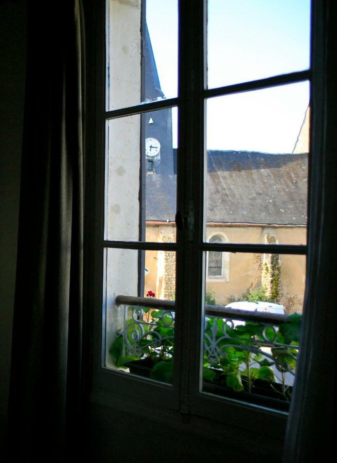 Le Chaton Rouge Saint-Pierre-du-Lorouer Exterior photo